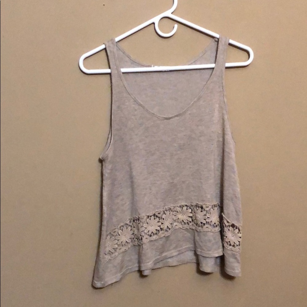 Papaya Beige Tank w/ Lace Accents Size Medium